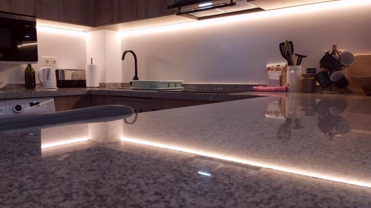 Del Parque Flats Urban Adults Luxury Lejlighed Málaga Eksteriør billede